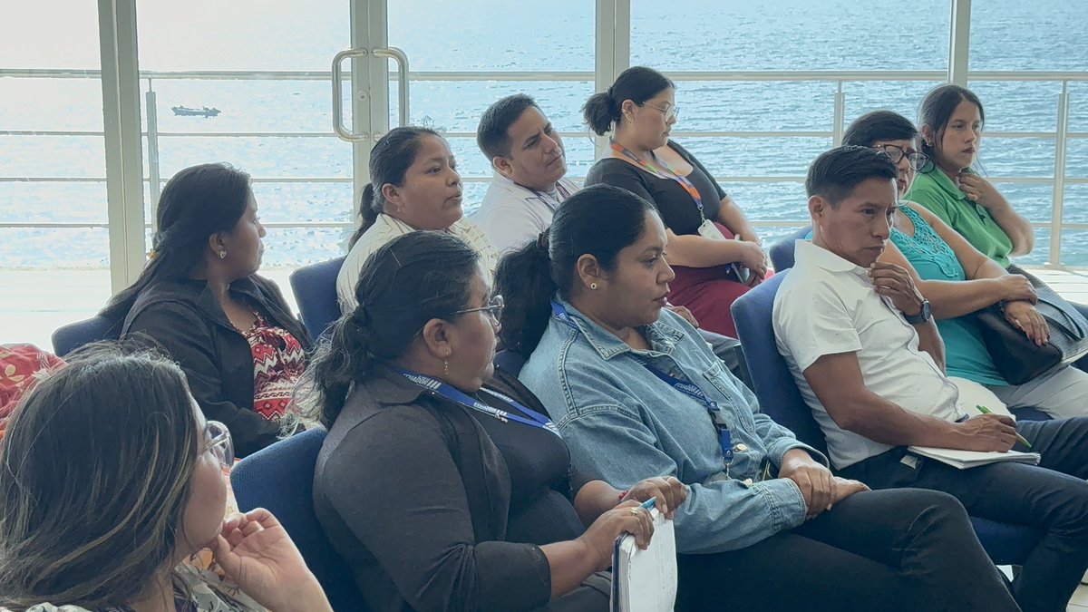 StaElenaCJ tweet media