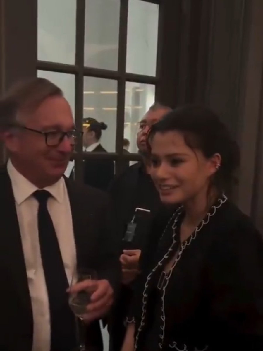 DINO DINO 2.0 tweet media