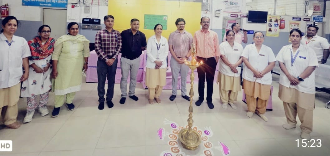 InfoNashik's tweet image. प्रतिकारशक्ती वाढविण्यासाठी लसीकरण महत्त्वाचे 
– जिल्हा शल्य चिकित्सक डॉ. सतीश शिंपी
जागतिक लसीकरण सप्ताहानिमित्त जिल्हा रुग्णालयात जनजागृती कार्यक्रमाचे आयोजनआवाहन
#Vaccination 
#Immunity #Nashik #HealthAwareness #MaharashtraGov