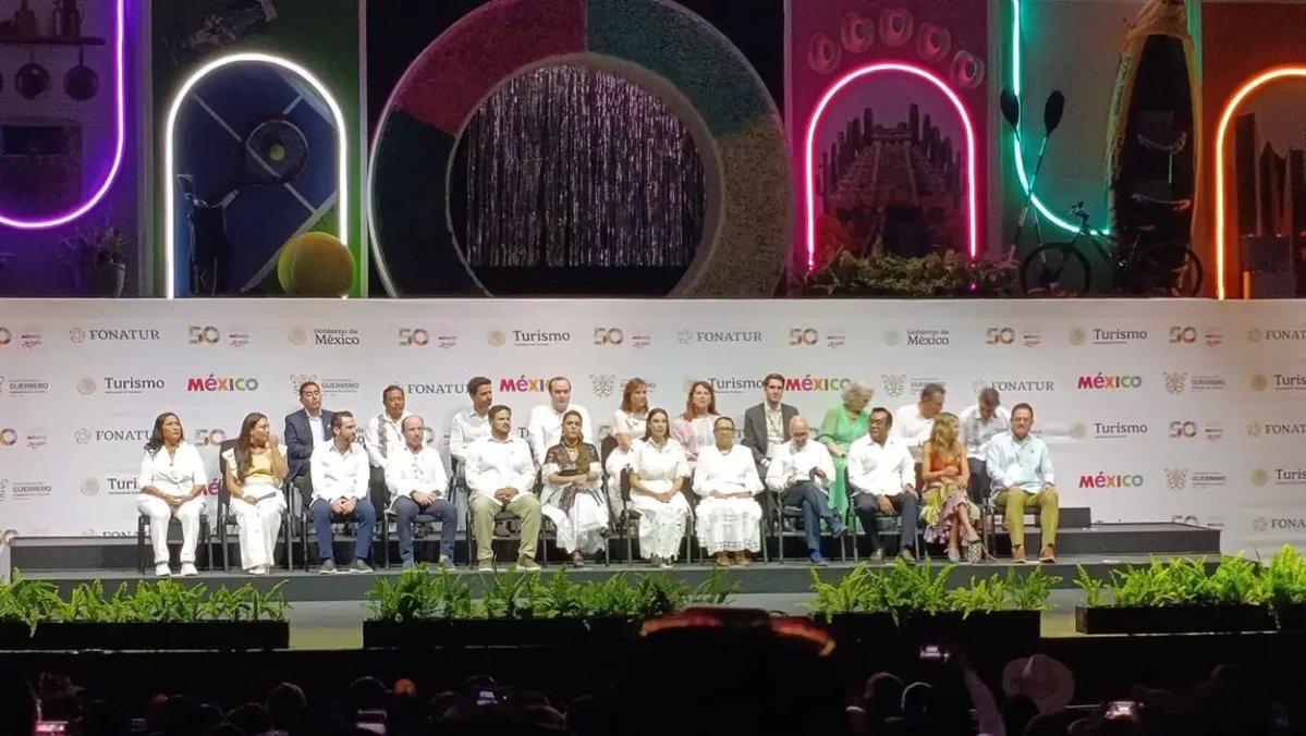 ReporteLobby's tweet image. 🚨 CNET advierte sobre retos del turismo en la inauguración del Tianguis Turístico 2026

@cnet_mexico  @SECTUR_mx #Turismo #TianguisTuristico #CNET #Mexico #ReporteLobby

reportelobby.info/gobierno/2026/…