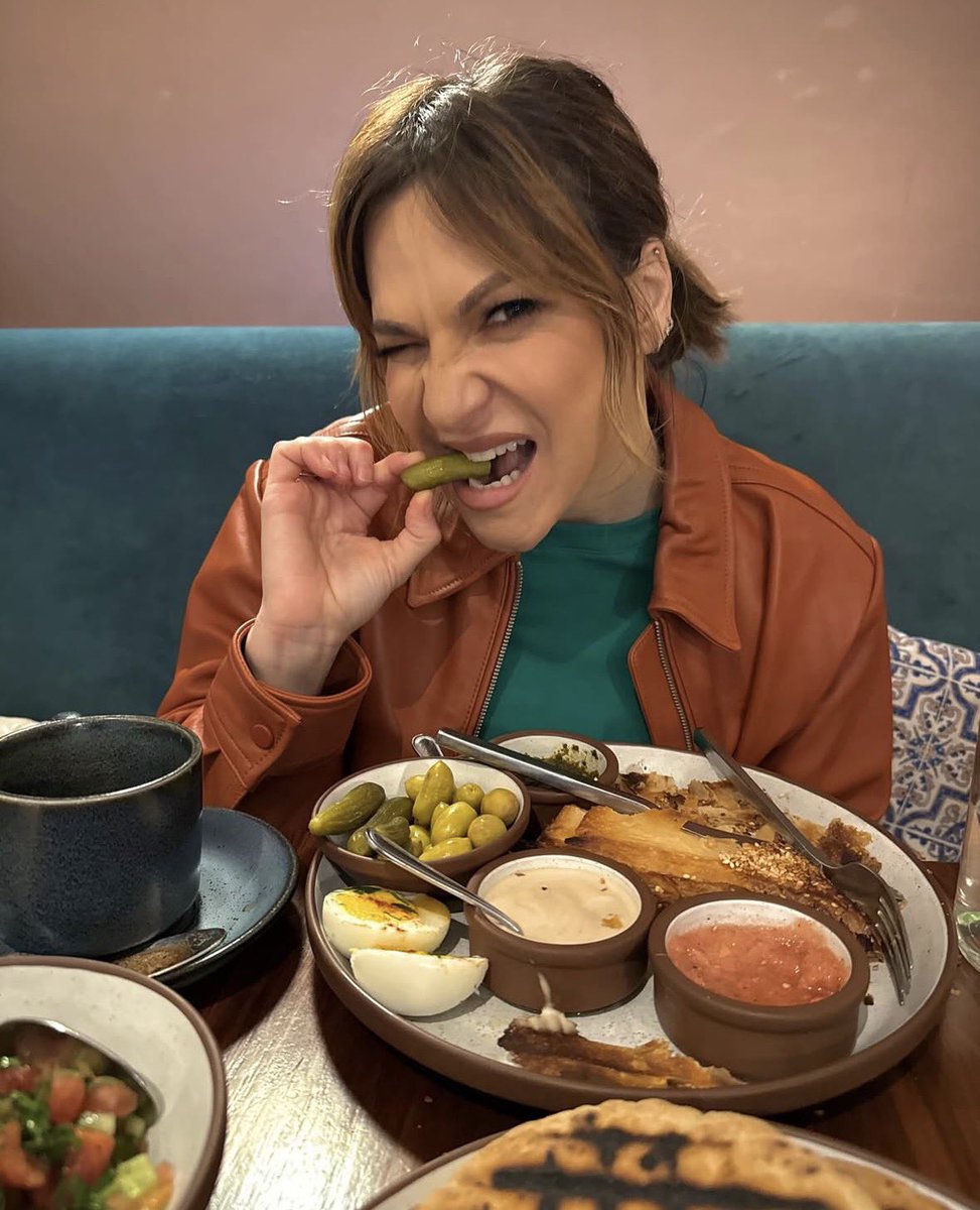 francesca tweet media