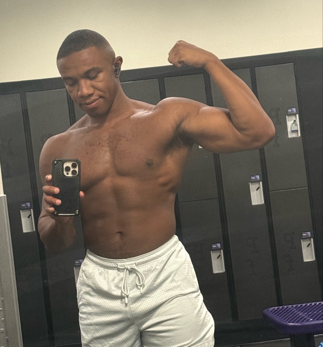 Caged Bull tweet media