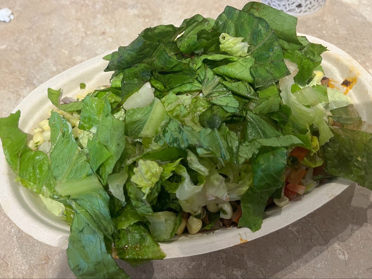 evangeline tweet media