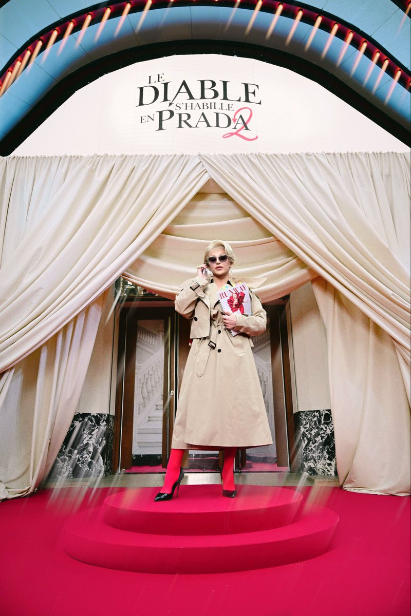TheKamHugh's tweet photo. THAT’S ALL ! #devilswearprada https://t.co/PuiWh7Y31g