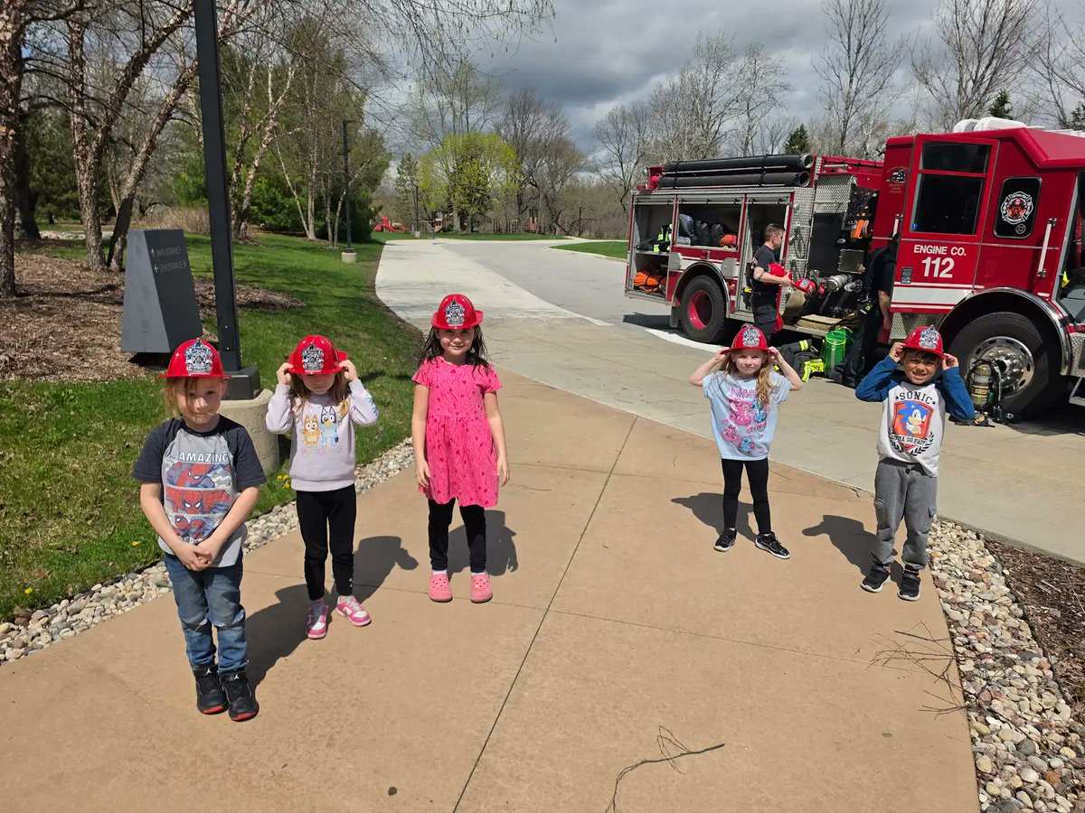 ICSMilwaukee's tweet photo. ICS hosted Franklin Fire &amp; PD as part of "Public Services Day". Students learned about potential careers as police officers and firemen! #ICSEagles https://t.co/nESuywxk6S