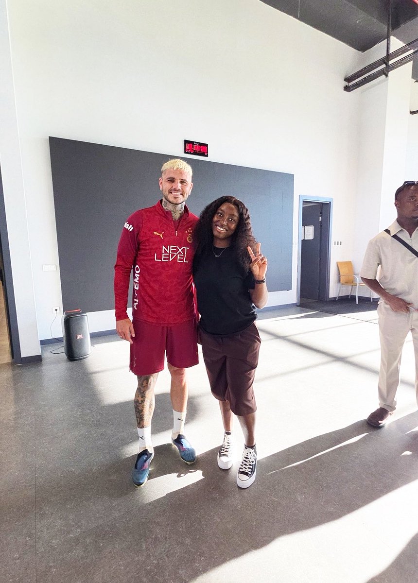 Berneese tweet media