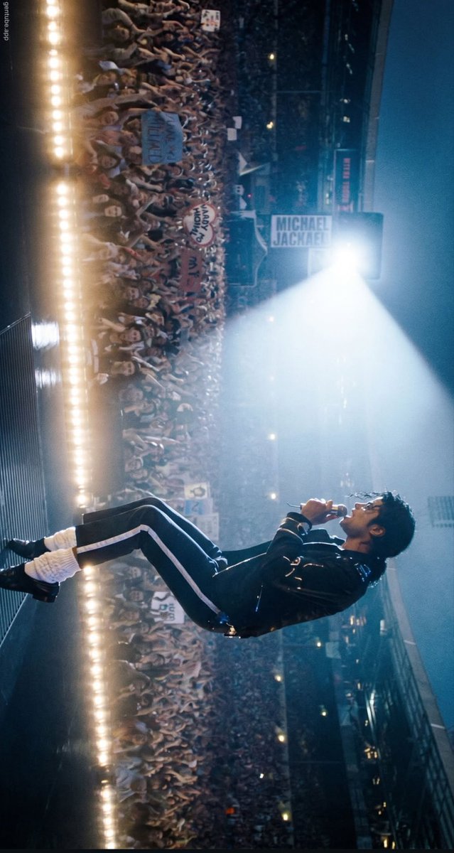 El parecido es infinito, en esta foto es Michael Jackson.