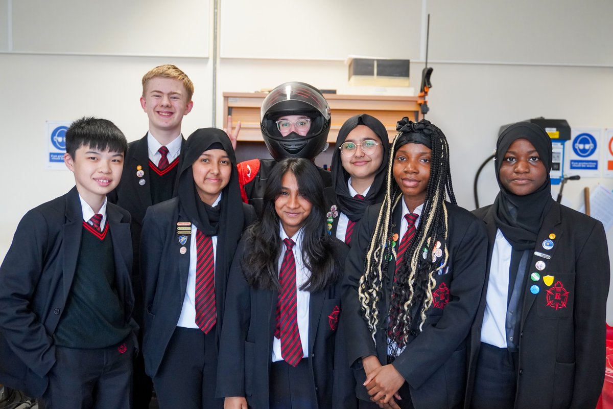 Teaching is all about creating an enthusiasm for learning in young people, and hands on, fun activities like this are a great way to do it! @stemontrack

STEM stands for science, technology, engineering and mathematics - could you be a teacher of a STEM subject? Get in touch now.