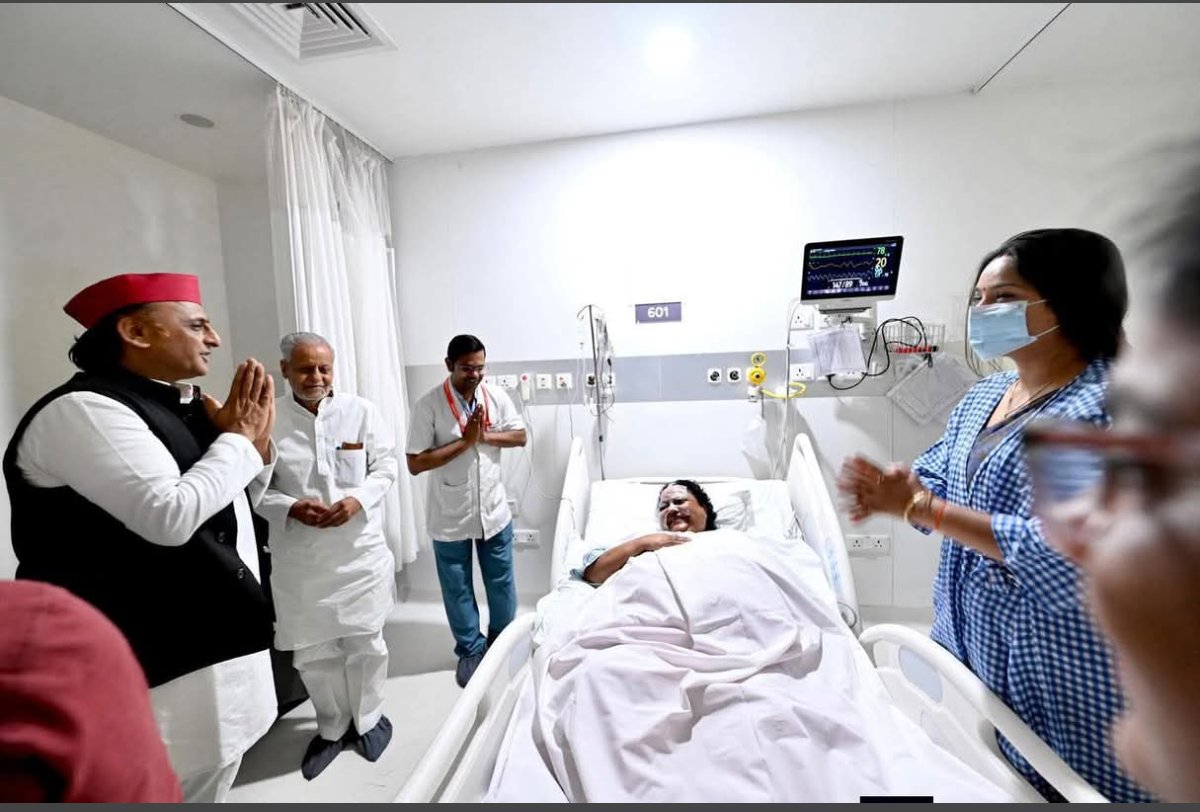 Praveen82557705's tweet image. जिसके लिए जलाई उनका पता नहीं!
जिसको जलाई वो ठीक पता पर पहुँचे!!
#viralpost #viralpost2026 @yadavakhilesh 
@myogiadityanath