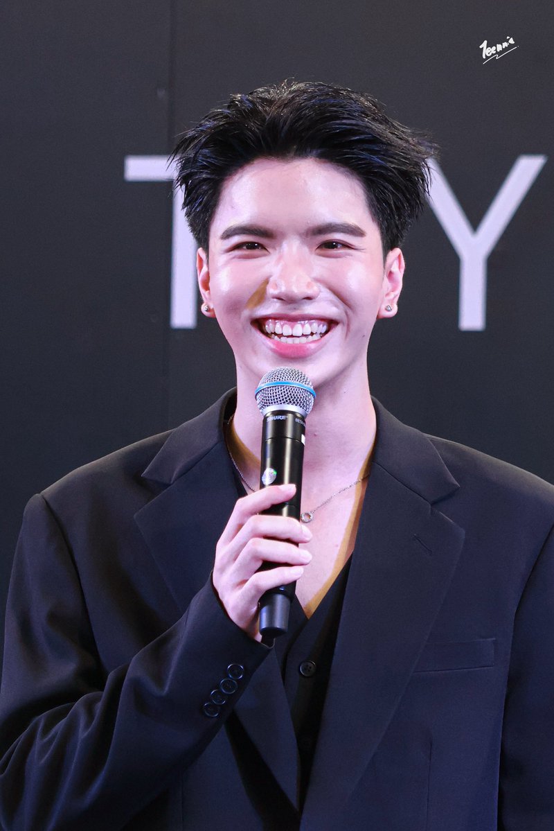 ·͜·♡ทีนนี่ส์ส์ ♡̆̈(✿˘˘✿) 🍑🥨💝 tweet media