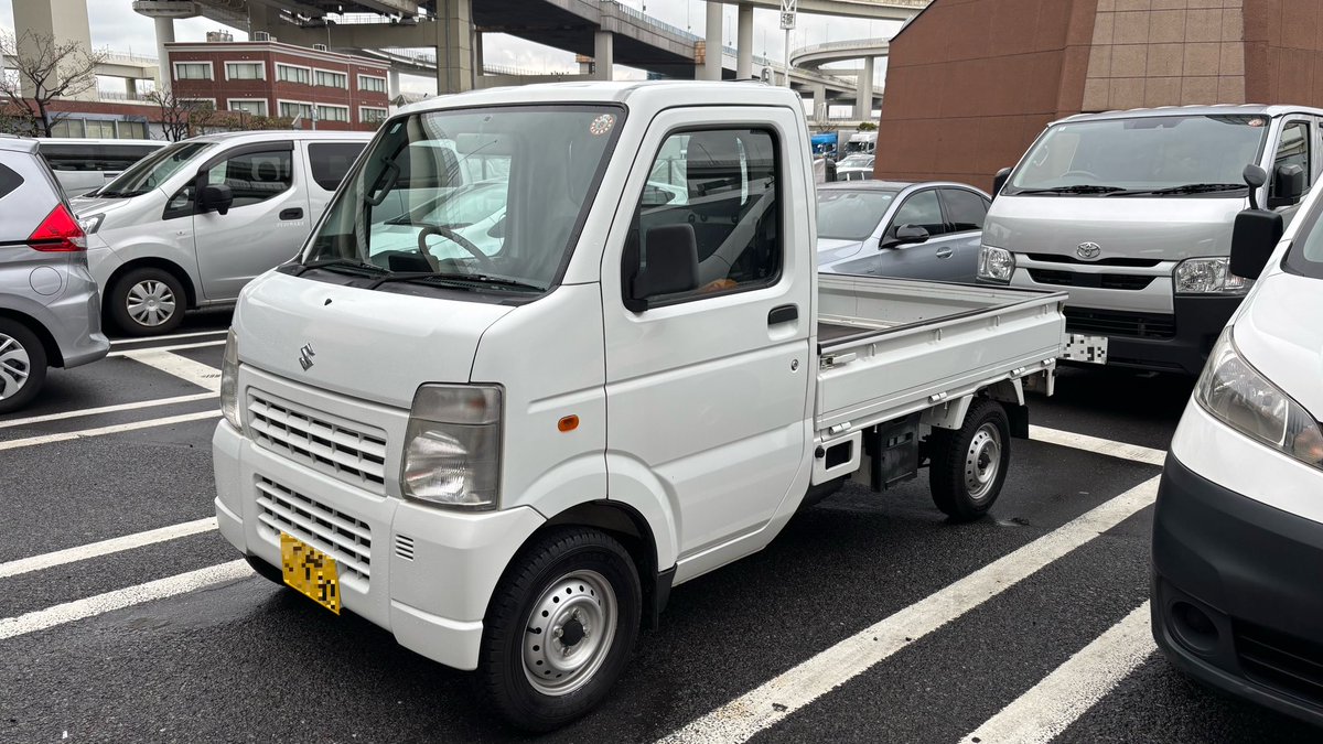 しげ tweet media