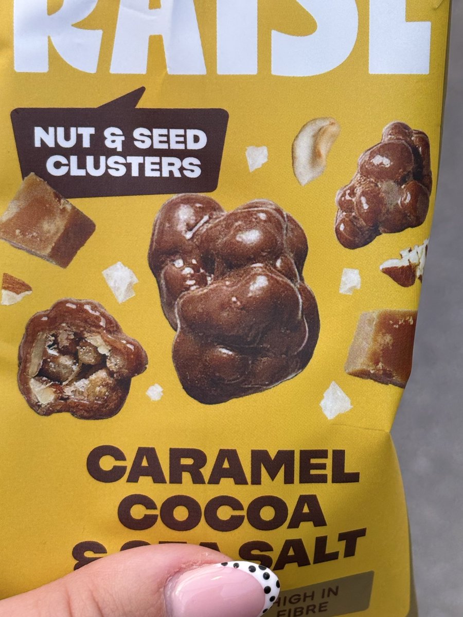 bab1192's tweet photo. @sainsburys are these ok to eat? Totally different texture to the photo, can’t tell if they’ve gone off or just misleading packaging? https://t.co/NXxUROp6GK
