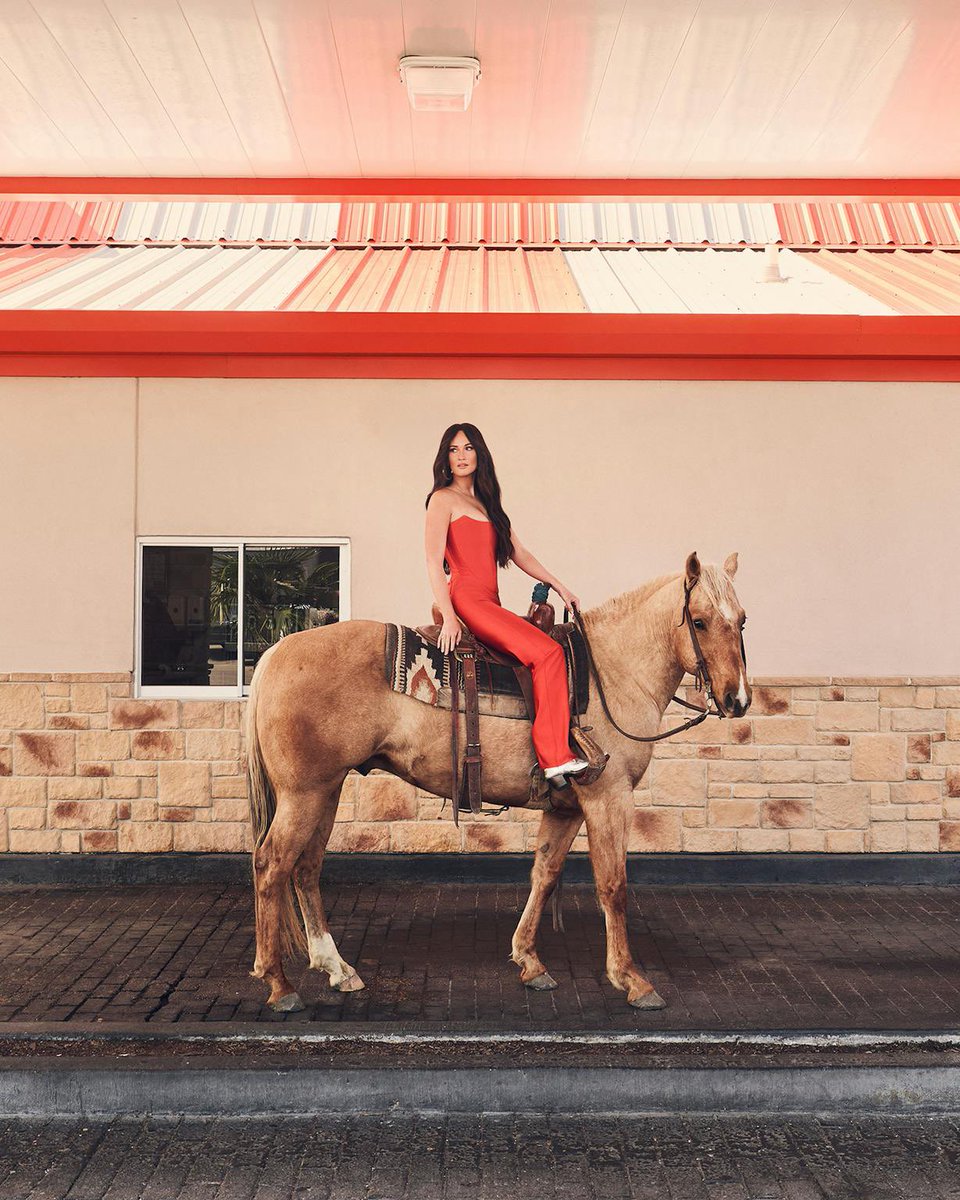 🇲🇽 Kacey Musgraves México tweet media