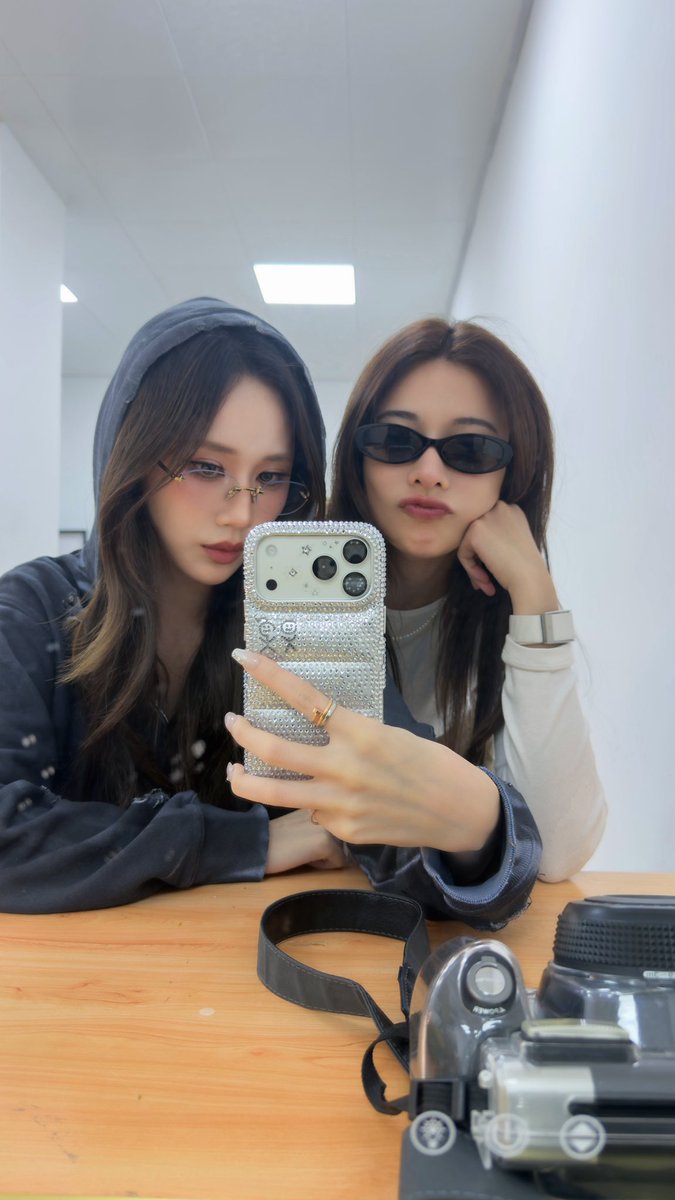 เจนเย่ tweet media