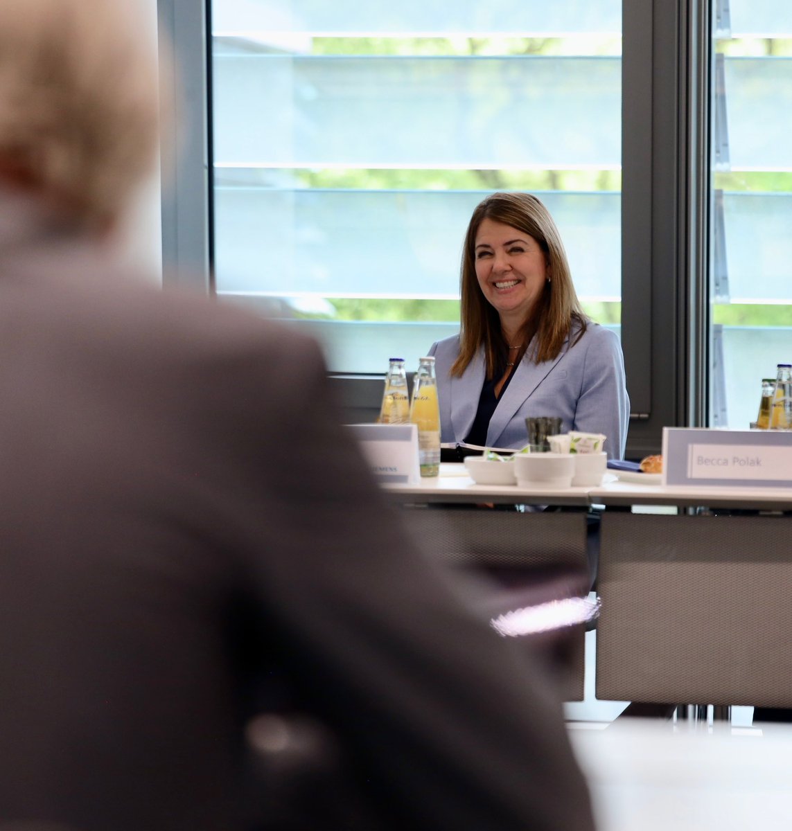 Danielle Smith tweet media