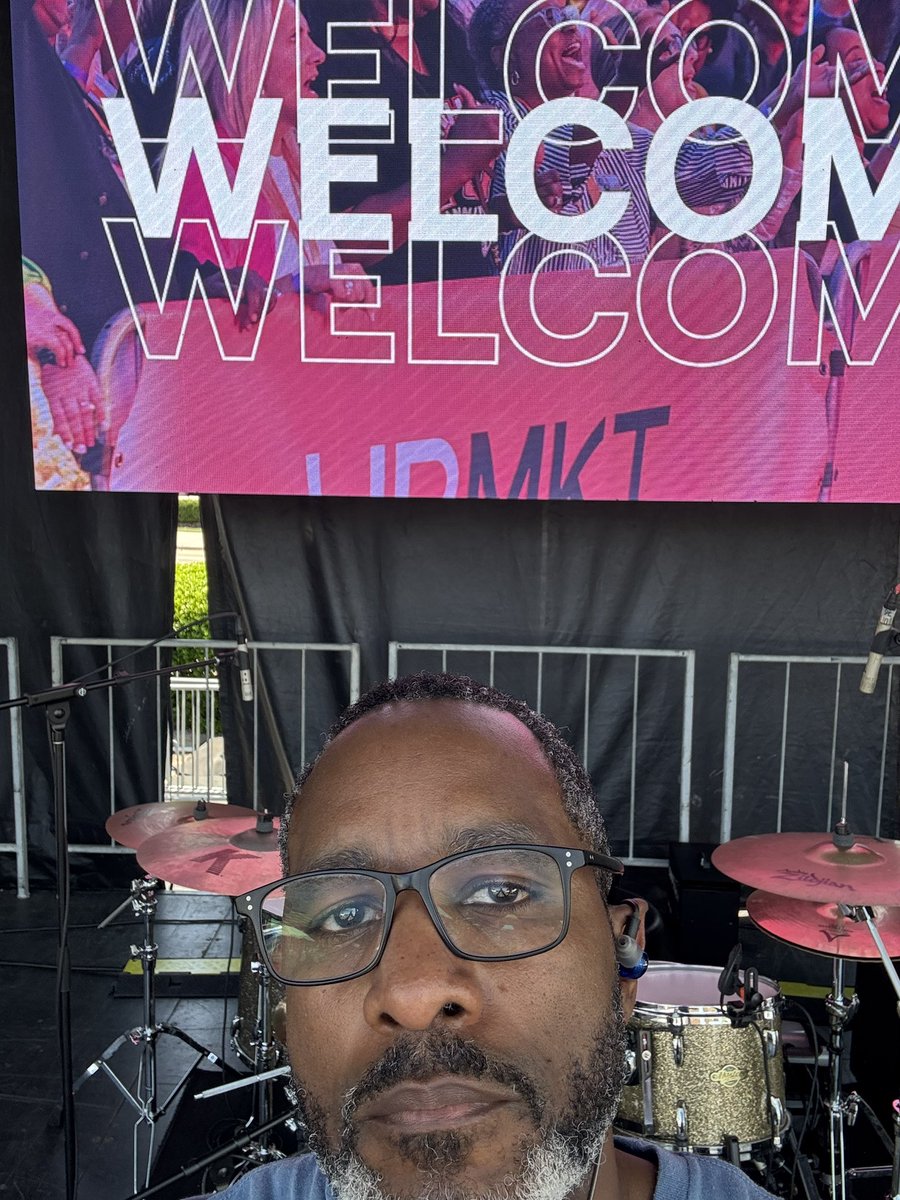 djjlone's tweet image. Saturday was a vibe! #hpmkt #highpoint #furnituremarket