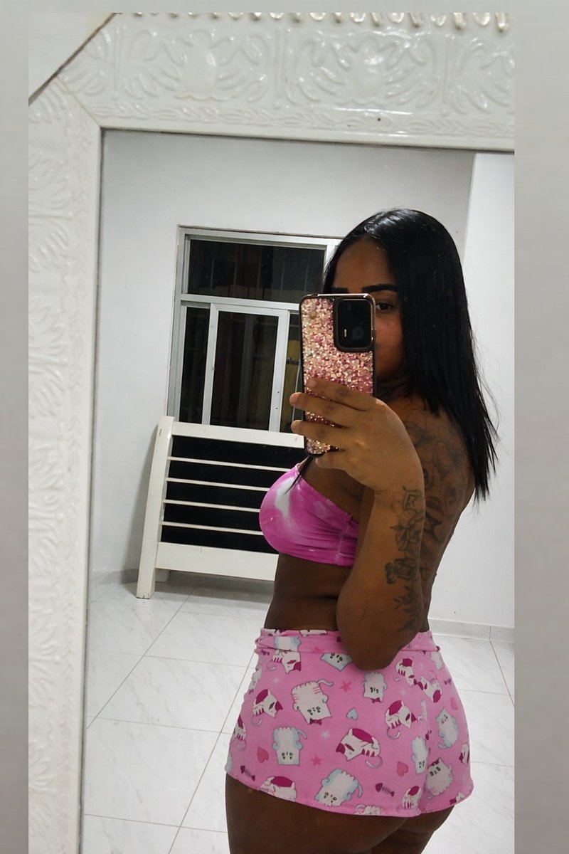 Thayna 🦋 tweet media