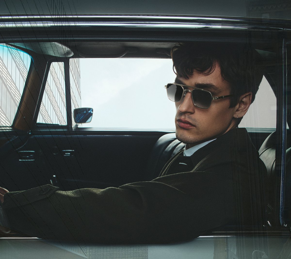 EdwardBeiner's tweet photo. Introducing the evolution of @RobertMarcNYC with a new collection of timeless handcrafted eyewear for a city in motion—designed for those who understand that true style is built, not announced. #eyesforward

#robertmarcnyc #rmnyc #optical #luxury #eyewear #sunglasses #glasses https://t.co/DkADwrfF16