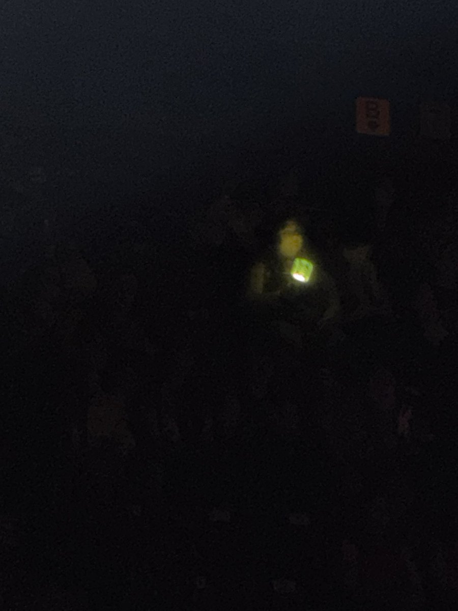 oczywiście że neobong spotted at 5sos in milan