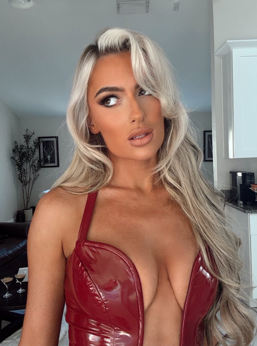 𝔹𝕝𝕒𝕜𝕖𝕪 ♡︎ tweet media