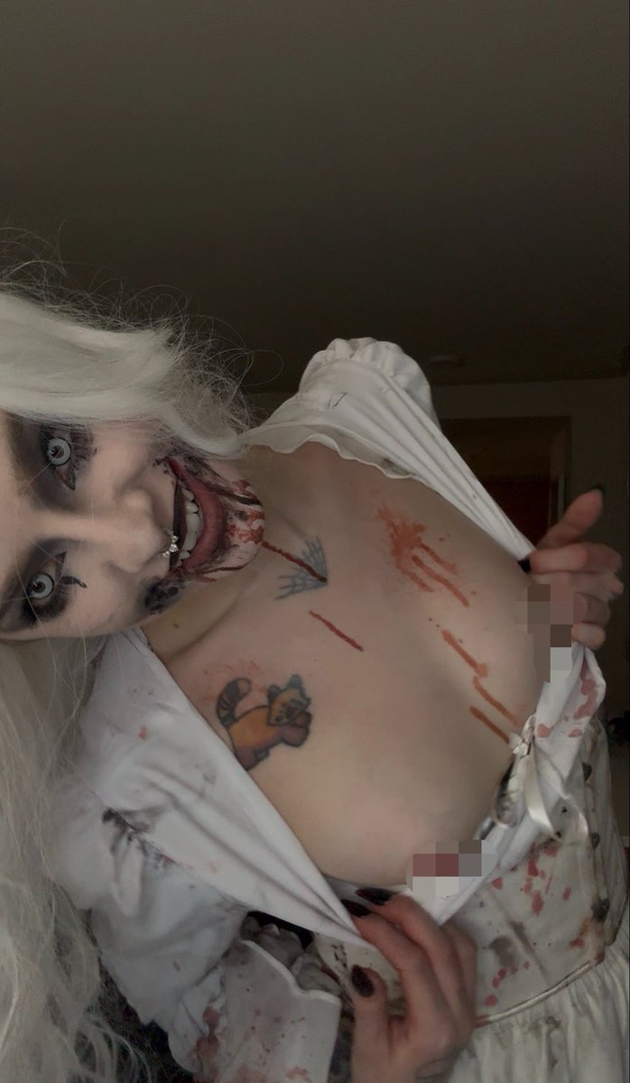 sabrina sins tweet media