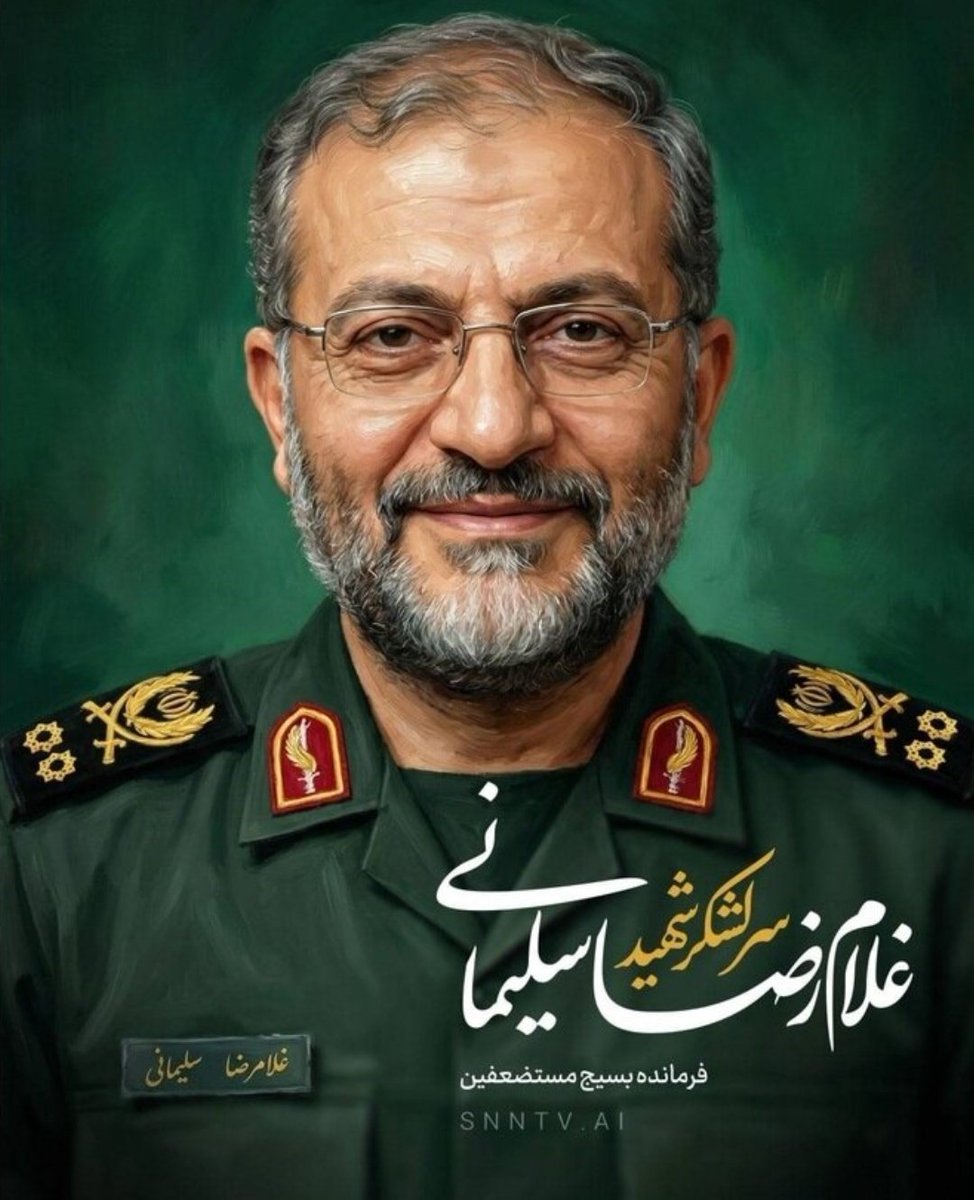 در روزهایی که دشمنان به‌دنبال ناامیدی مردم بودند، شهید سردار غلامرضا سلیمانی با لبخند و ایمانش، امید را دوباره زنده کرد. او با عملش درس بزرگ ایمان داد. #قهرمان_بسیج