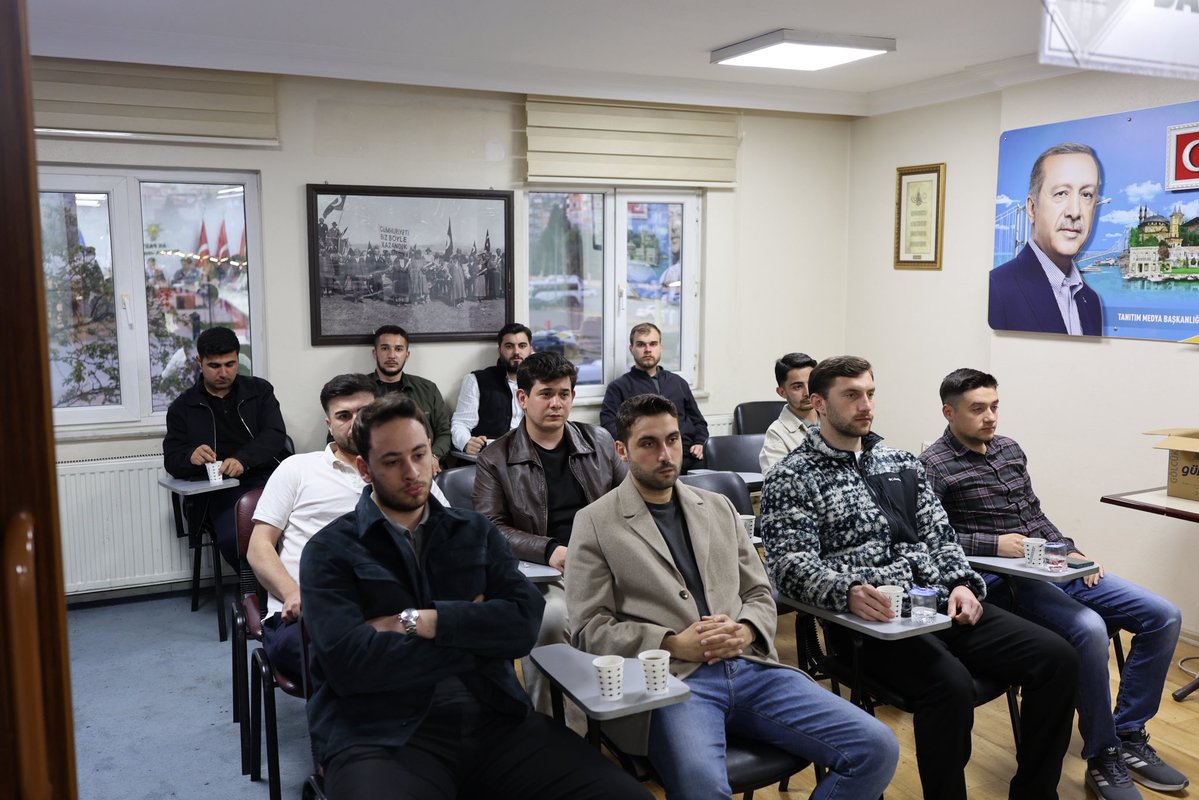 İl Başkanımız Doğan ORAK’ın başkanlığında haftalık olağan Yönetim Kurulu Toplantımızı gerçekleştirdik.
Toplantımızda, 16 Mayıs’ta Sayın Cumhurbaşkanımız Recep Tayyip ERDOĞAN’ın teşrifleriyle gerçekleştirilecek programa ilişkin hazırlıklar ele alındı.
Alınan kararların