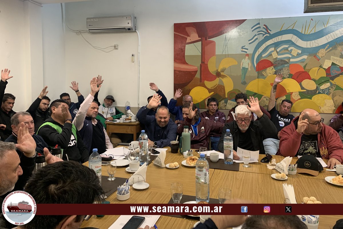 seamaraoficial's tweet photo. #SEAMARA PRESENTE EN EL CONGRESO GENERAL DE LA FeMPINRA
Con la presencia de nuestro Secretario General, Javier López, y miembros de la Comisión Directiva, participó activamente del Congreso General Ordinario de la FeMPINRA realizado en su sede central. El encuentro tuvo como https://t.co/t01LJFiaZs