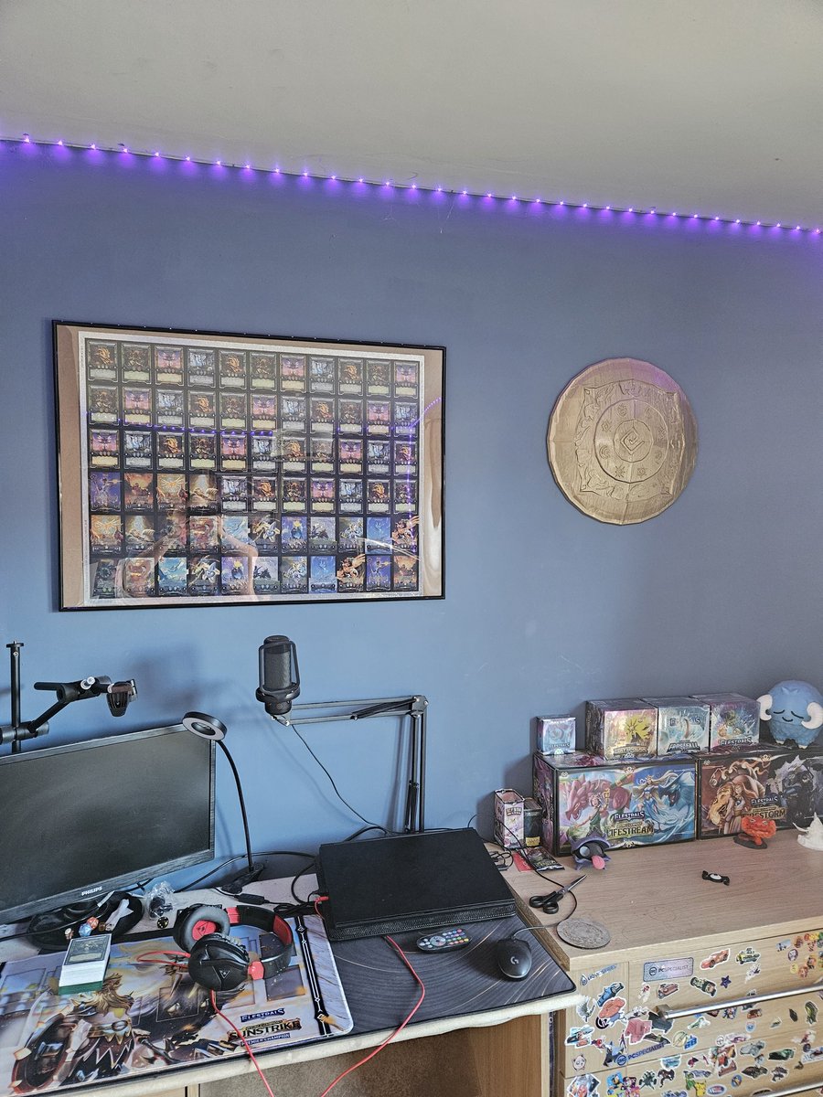 AstrosKnight_YT's tweet photo. My corner of the Living Room is complete. https://t.co/l5n1a0Awlp