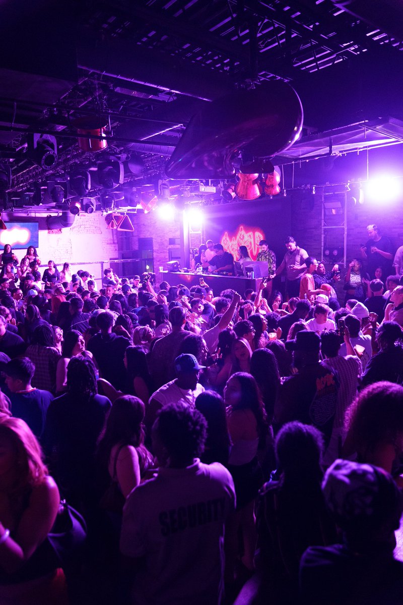 certifiedjared tweet media