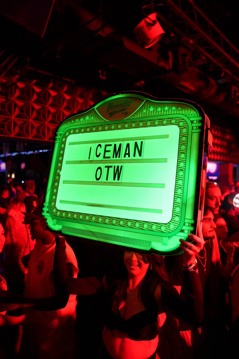 certifiedjared tweet media