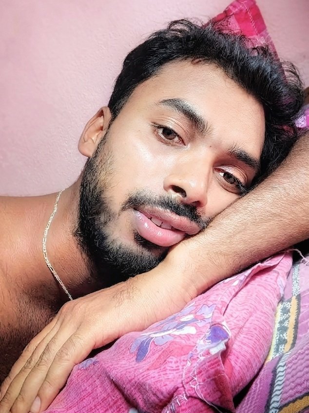 AVIJITMOND95231's tweet photo. #Indianboy #gay #boyfriend #follow ... 🥰🤟 https://t.co/wlXkbPeEap