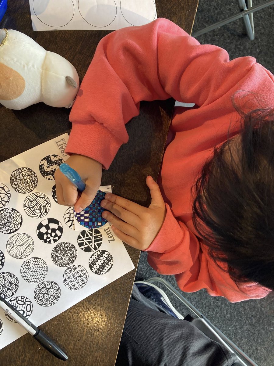 cartoonart's tweet photo. Had some fun and creative tech-free time this past Saturday during our Mindless Mindfulness drawing workshop. Thanks to all of the families and visitors who stopped by. Special thanks to our intern Abby who organized it! #meditativedrawing #patterndrawing #mindfulness #creating https://t.co/p2gVLsWJ37