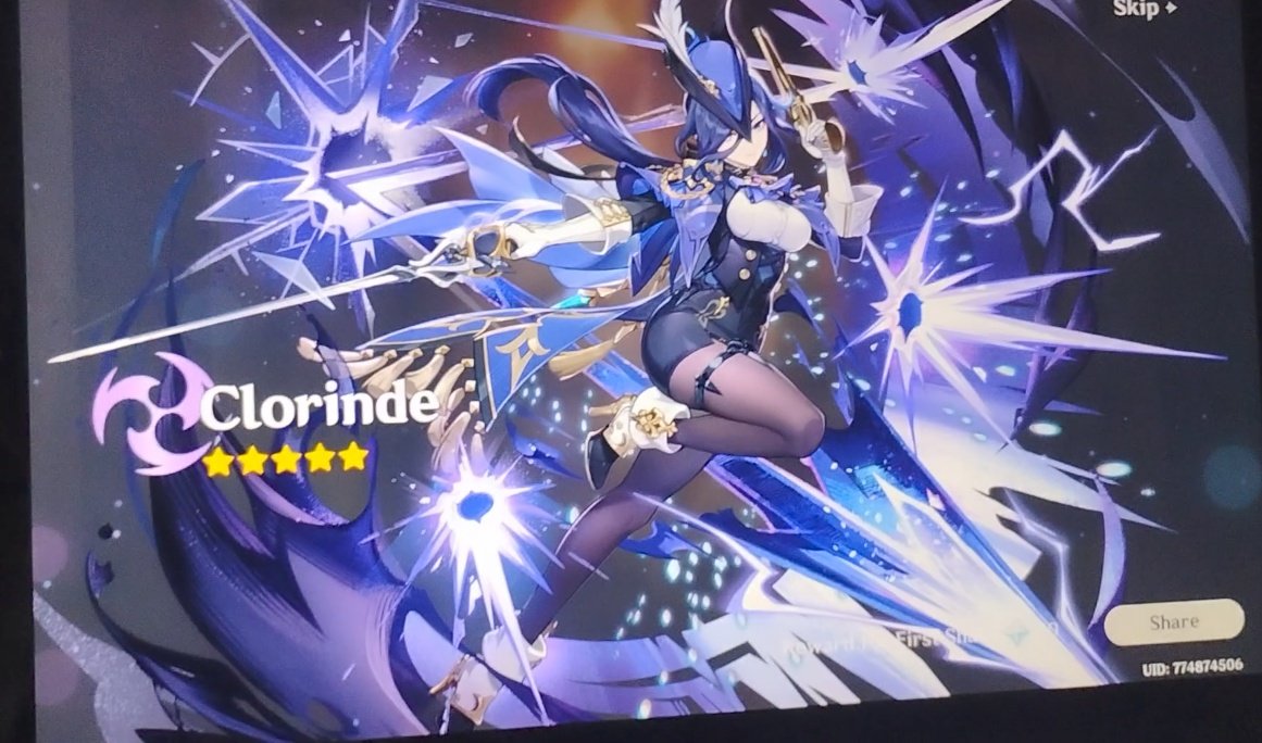 soph ⟢ tweet media