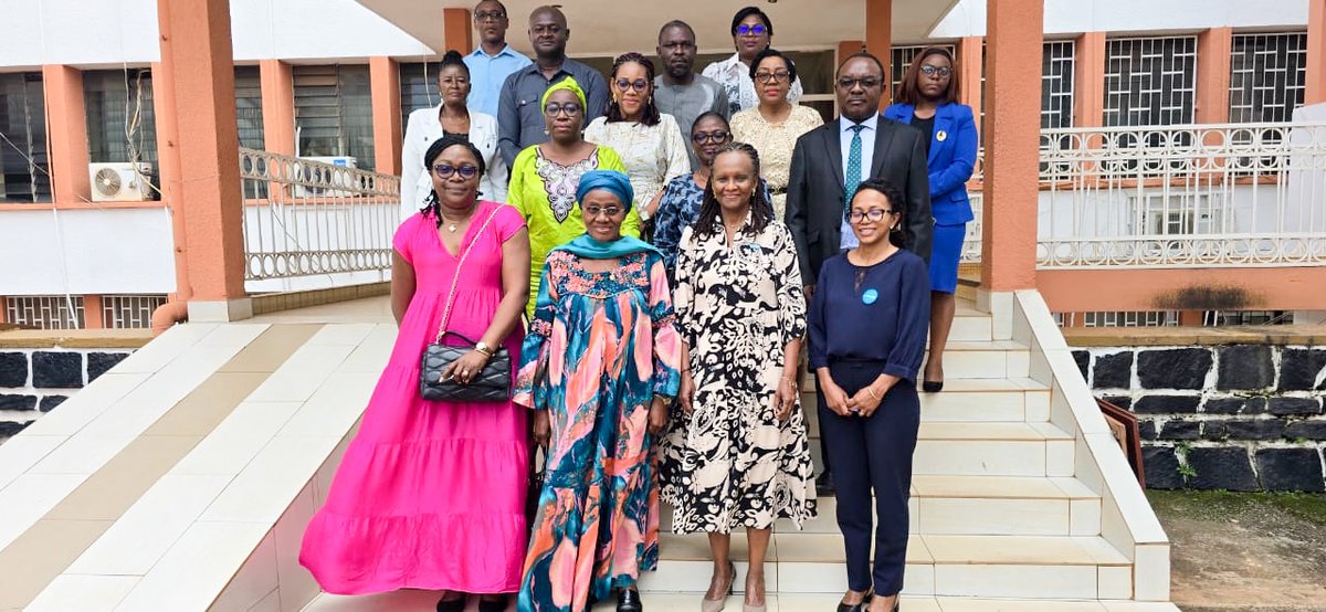 unicefcameroon's tweet image. Derrière chaque statistique sur l'éducation ou le mariage précoce au #Cameroun, il y a un visage, un rêve et une urgence. 🇨🇲✨ l'@unicefcameroon  et la #MINPROFF unissent leurs forces. Au cœur de l'échange entre la Ministre et la Représentante @NPerraultUNICEF  : transformer