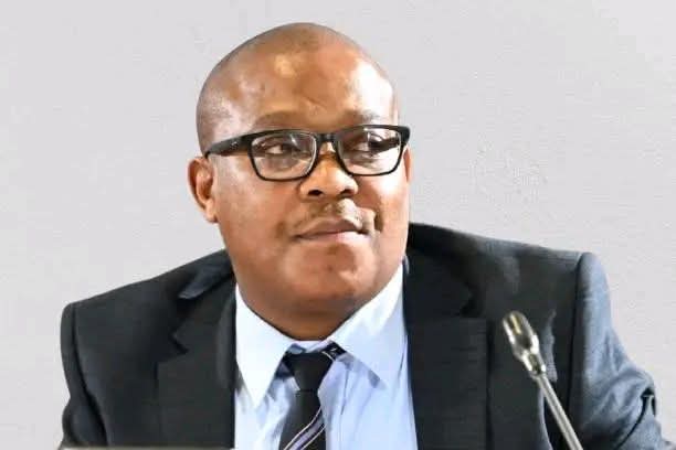 Kwena Molekwa tweet media