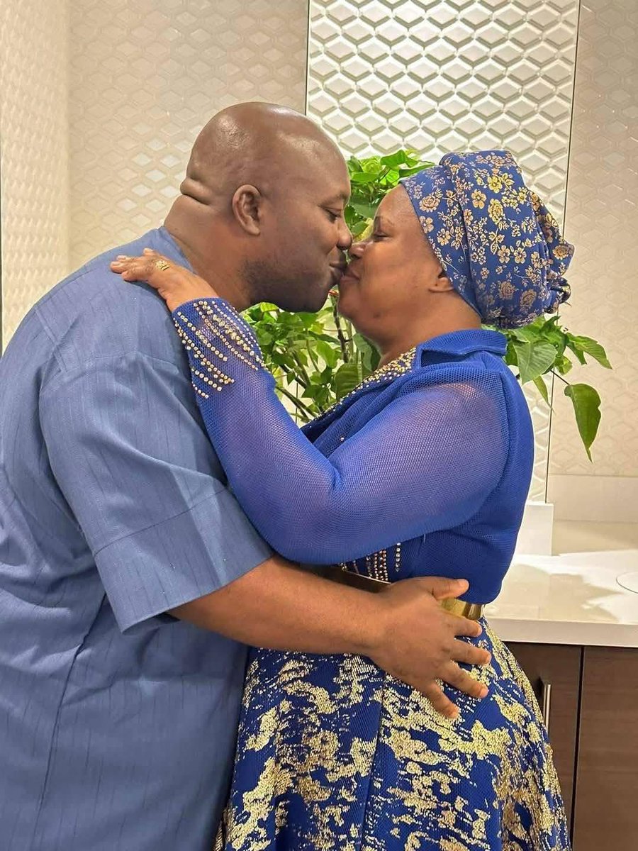 24hrsupdatess's tweet image. 25 𝙔𝙚𝙖𝙧𝙨 𝙤𝙛 𝙂𝙤𝙙’𝙨 𝙛𝙖𝙞𝙩𝙝𝙛𝙪𝙡𝙣𝙚𝙨𝙨 𝙖𝙣𝙙 𝙬𝙚 𝙖𝙧𝙚 𝙨𝙩𝙞𝙡𝙡 𝙘𝙤𝙪𝙣𝙩𝙞𝙣𝙜. ❤️🙏
𝙃𝙖𝙥𝙥𝙮 𝙬𝙚𝙙𝙙𝙞𝙣𝙜 𝙖𝙣𝙣𝙞𝙫𝙚𝙧𝙨𝙖𝙧𝙮 𝘿𝙖𝙙𝙙𝙮 &amp;amp; 𝙈𝙪𝙢𝙢𝙮🎉

- AP. TAYO &amp;amp; Prophetess Dr. Bisi Alawiye Aluko 

#24hrsupdates 
#anniversary #love