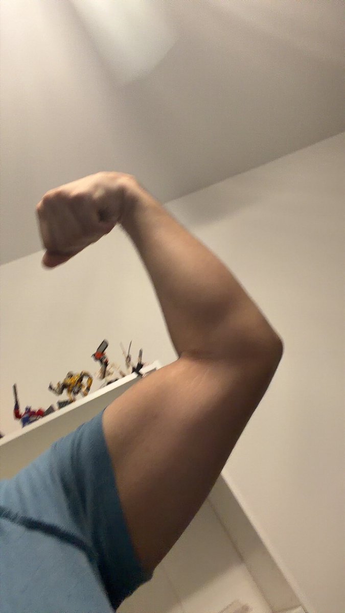 's tweet image. newest promotwt of doom

18
hispanic
meowing expert
lol, ow, fort, dbd
ask for discord! or snap! no ig
dms always open :p
meow tuah!!!!!
hmu :3 

 #moothunt #mutuals #meow #promotwt #leaguetwt #discord #collegestudent #cosplaytwt #edater #loltwt #anitwt