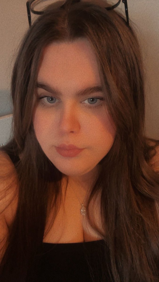 Mae 💋 tweet media