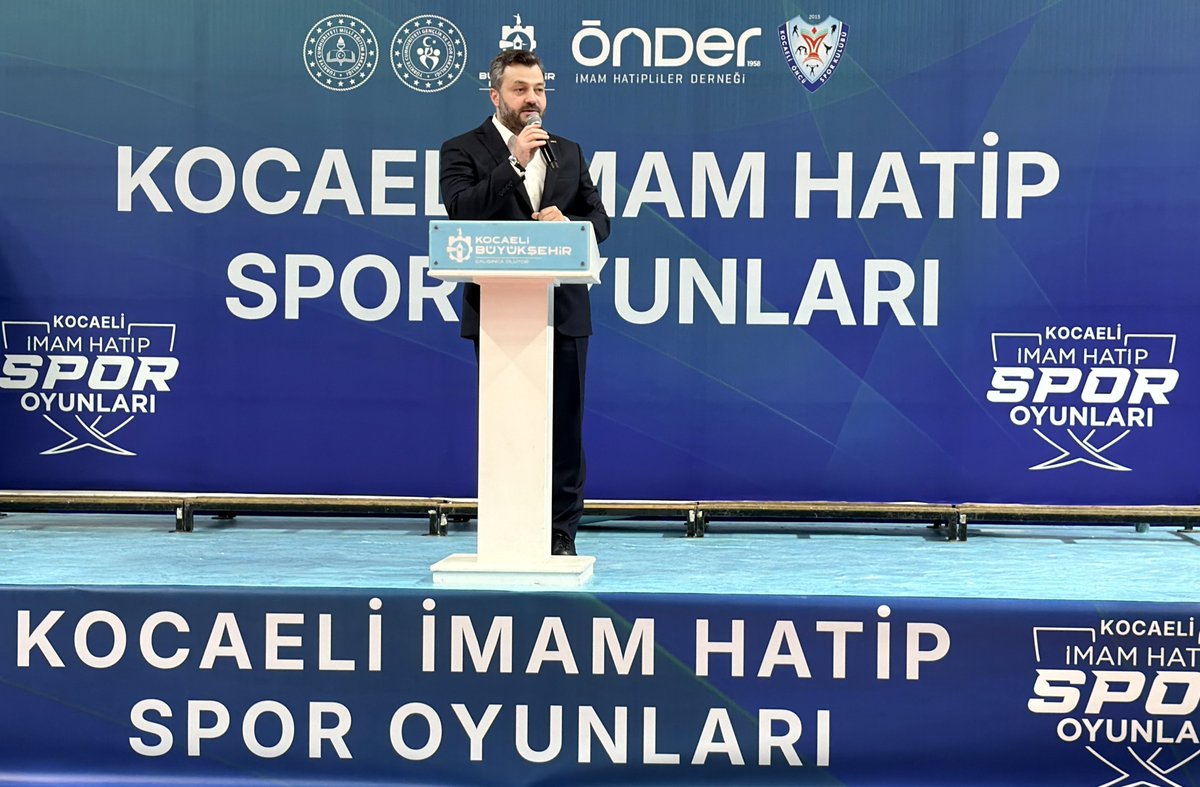 aceylantr's tweet photo. Kocaeli İmam Hatip Spor Oyunları Açılış Töreni’ni gerçekleştirdik.

İmam hatip ruhuyla yetişen, ahlaklı ve inançlı sporcularımız gümbür gümbür geliyor 😎

Haydi gençler, yeteneklerinizi gösterme zamanı ✨

Kocaeli İmam Hatip Liseleri Mezunları Derneği Başkanı Mehmet Erenoğlu ve Kocaeli Öncü Spor Kulübü Başkanı Ali Bilgi’ye bu güzel organizasyon için teşekkür ediyor, çalışmalarında muvaffakiyetler diliyoruz.

📍Kocaeli