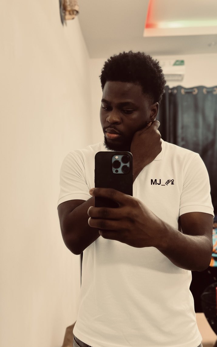 Manjul Vic🦅 tweet media