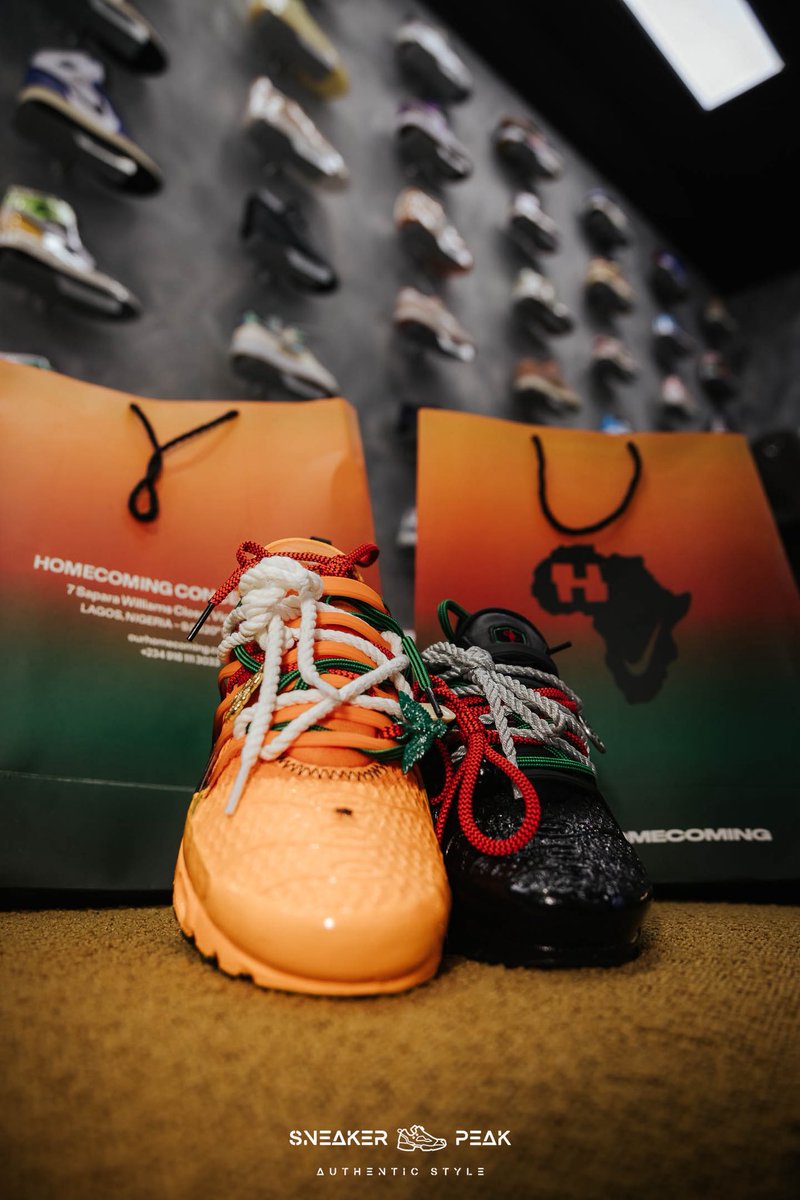 galleryoking's tweet photo. HOMECOMING x SNEAKER PEAK
.
photographed by me
shot on @CanonUSA EOS R, 24mm - 70mm sigma lens
creative direction @Officialnak1 
.
#fashion #sneaker #photography #nike #explorepage✨ https://t.co/Kztn3NNjJh