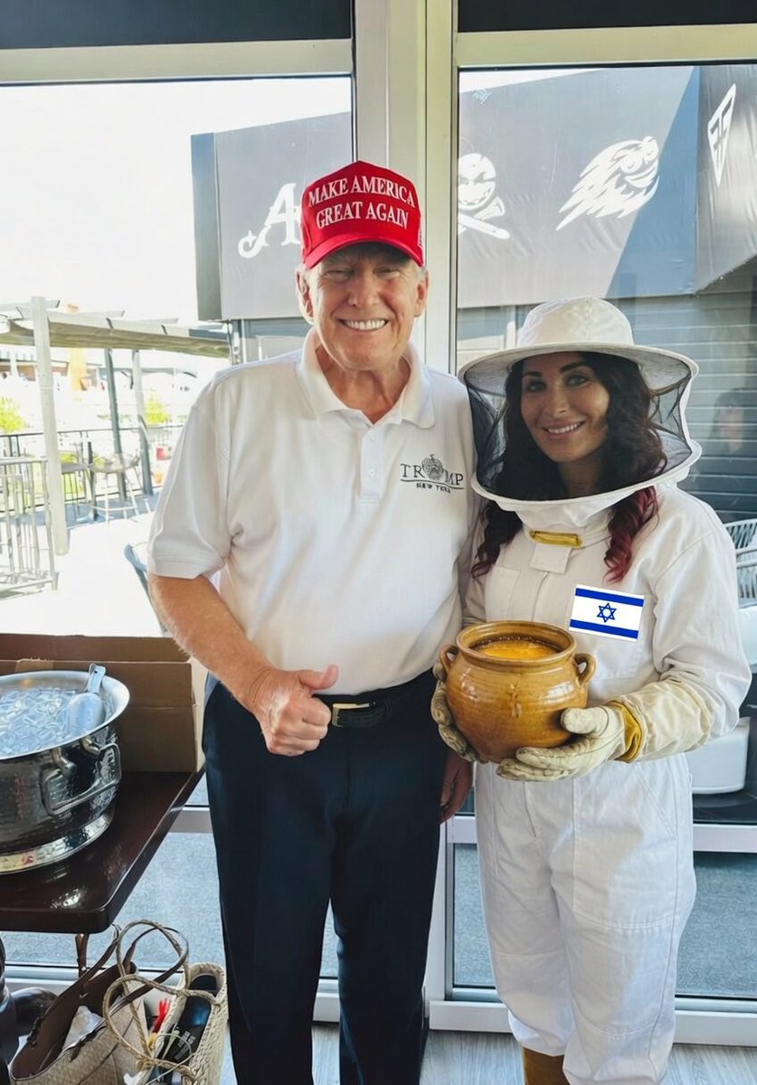 Yousefiaa's tweet photo. @WhiteHouse @Mary1usa Larry @LauraLoomer you have him in the palm of your hand. Ask him to open the strait of Hormuz. I’m dying at the gas pump and American farming is getting wiped out. Do it for the bees 🐝 Larry SAVE THE BEES! https://t.co/4MEEVpQ1E6