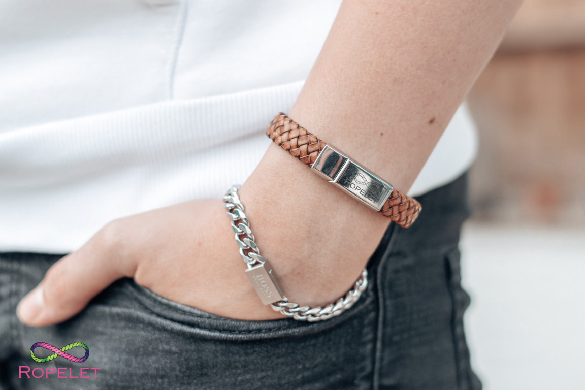 Ropelet's tweet image. Upgrade your wrist style with a Ropelet, UK made to style your wrist from our wide ranges. This 12mm natural leather bracelet is made to your wirst size with a choice of clasp from ropelet.co.uk . Great prices, lots to choose from #ropelet #bracelet #jewelry