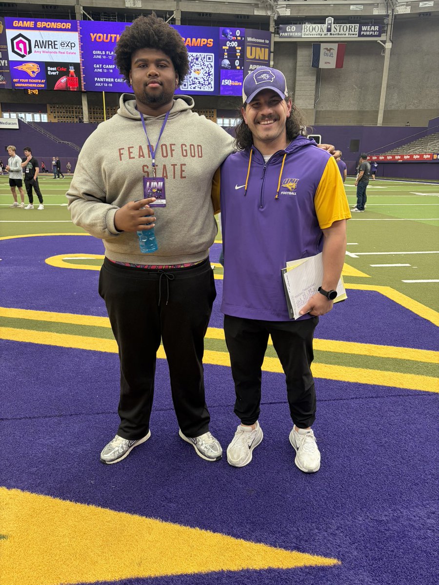 pjac2702's tweet photo. Thank you @coachcjnuss for having me out for Junior Day and the spring game! Looking forward to coming back!Great atmosphere, great people, and I learned a lot. @OJW_Scouting @cooperhawksFB https://t.co/VNhhQGujwZ