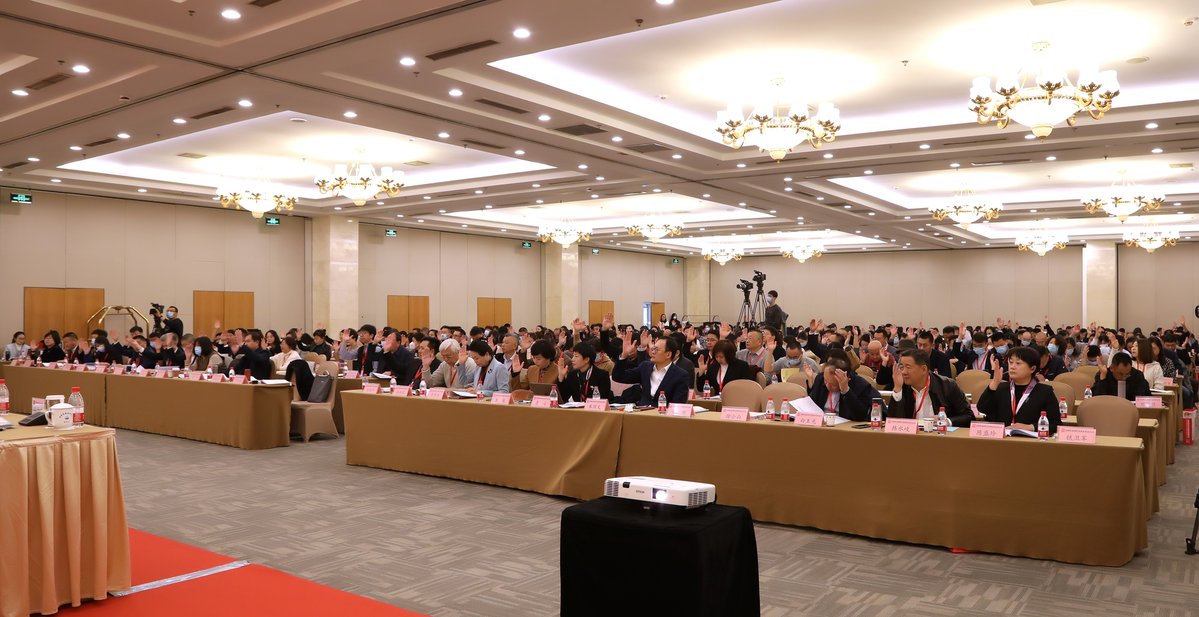 Dcasanova36's tweet image. "Great things in business are never done by one person—they’re done by a team of people.  What’s your team’s secret to smooth collaboration Share below! #TeamWork #Collaboration #GroupSuccess"