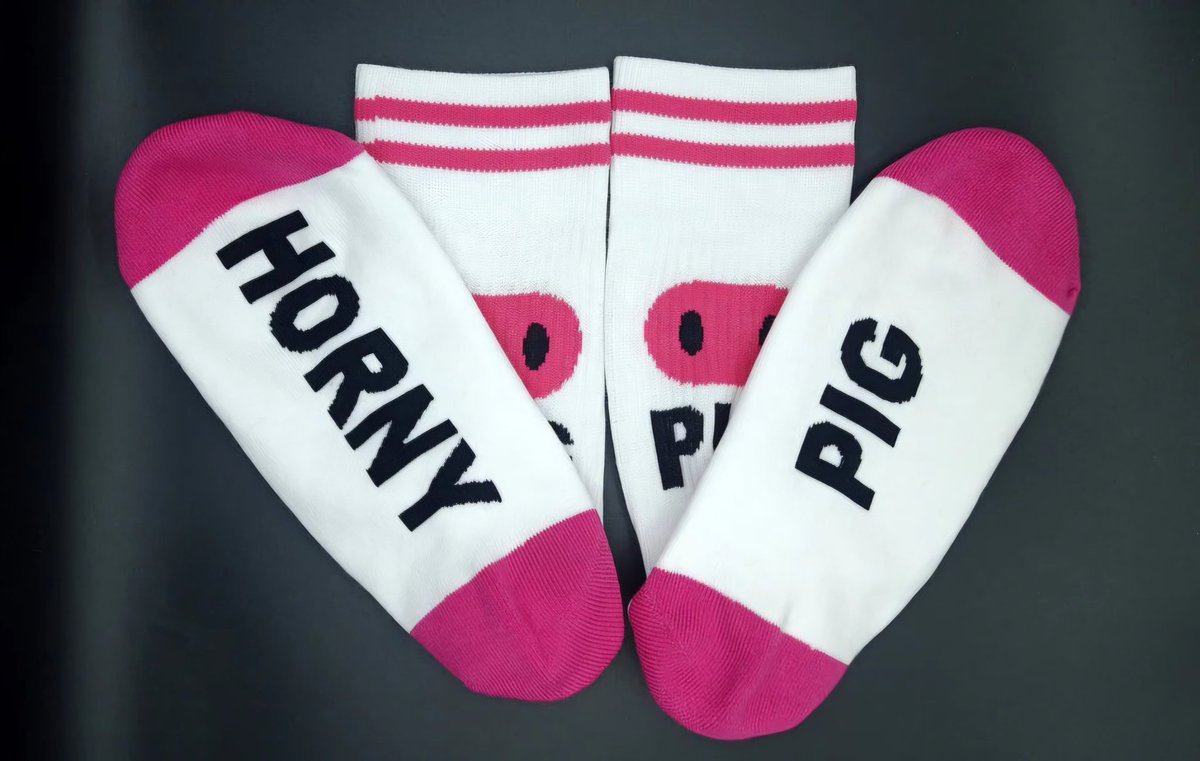 HuskyUnder's tweet photo. Full plush! So nice and thick and fluffy from top to bottom, just like a horny pig needs. #HuskyUnderground https://t.co/7M5DzNiuHs