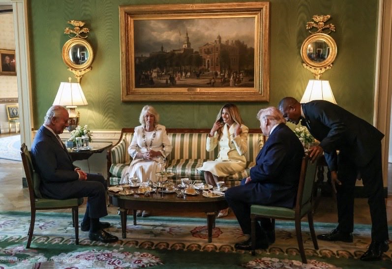 FilmsWilson's tweet photo. My Cousin King Charles Visiting USA Days after a shooting that targeted President Trump’s administration, King Charles III embarked on a rare state visit that promised to pit the president’s admiration for British royalty against his fury at the British government. 🇺🇸🇬🇧 https://t.co/qvmEBSvlN2