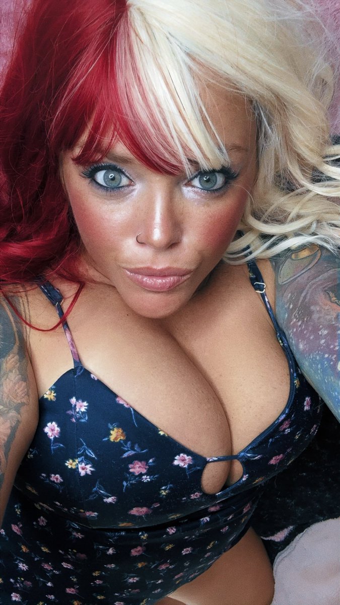 KoKo Cakes tweet media