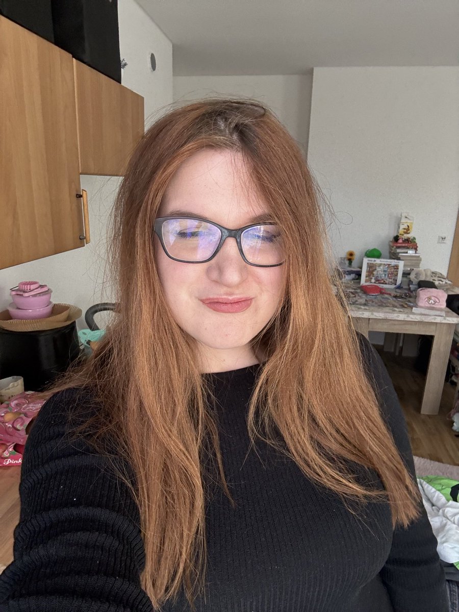 laurii💛🧸 tweet media